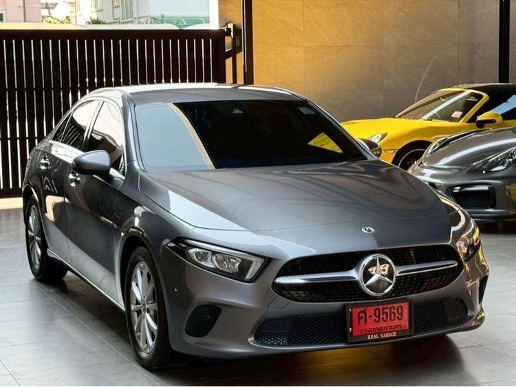 Mercedes-Benz A-Class 2022 A200 Sedan เบนซิน ไม่ติดแก๊ส เกียร์อัตโนมัติ เทา รูปที่ 3