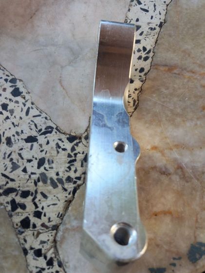 น่าจะตัวยึดปั้มเบรค รูปที่ 5