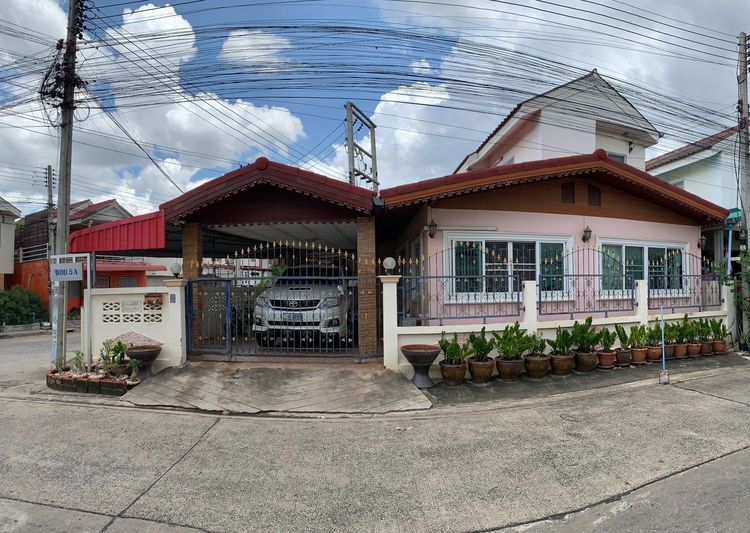 อื่นๆ มีบางส่วน สร้างเสร็จก่อน 2010 ขายบ้านมือสอง