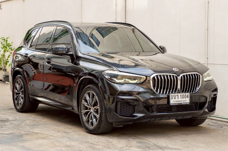 BMW X5 2023 3.0 xDrive30d M Sport 4WD Utility-car ดีเซล ไม่ติดแก๊ส เกียร์อัตโนมัติ ดำ