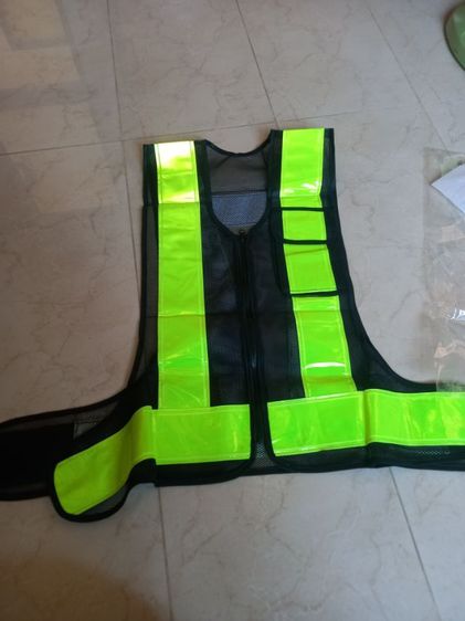 เสื้อสะท้อนแสงใหม่ รูปที่ 2