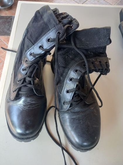 รองเท้า