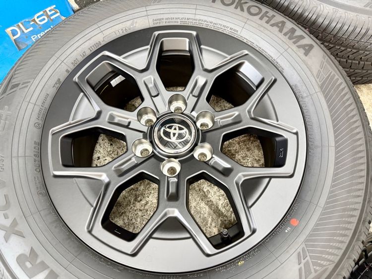 ล้อแม็ก TOYOTA TRAVO ขอบ 18”  ยาง YOKOHAMA 265-60R18 ปี 26 ตุ่มหน้ายางยังอยู่ รูปที่ 8