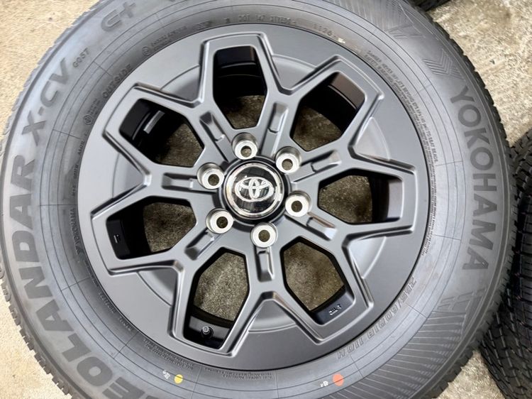 ล้อแม็ก TOYOTA TRAVO ขอบ 18”  ยาง YOKOHAMA 265-60R18 ปี 26 ตุ่มหน้ายางยังอยู่ รูปที่ 5