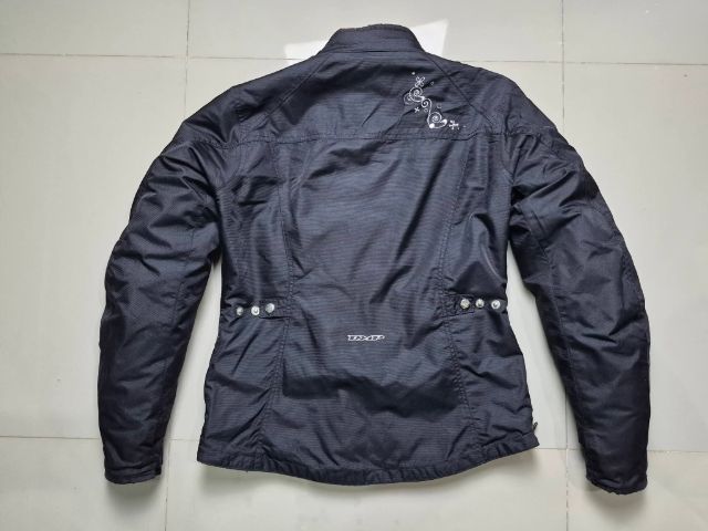 เสื้อการ์ด DMP ผู้หญิง รูปที่ 8