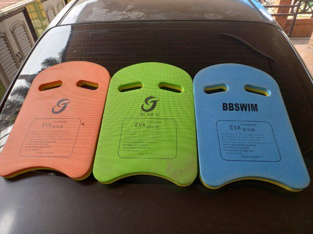 ที่ฝีกว่ายน้ำ