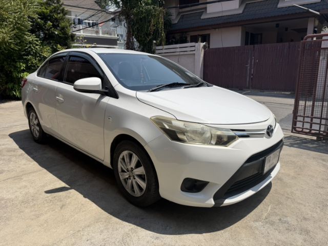 Toyota Vios 2013 1.5 E Sedan เบนซิน ไม่ติดแก๊ส เกียร์อัตโนมัติ ขาว
