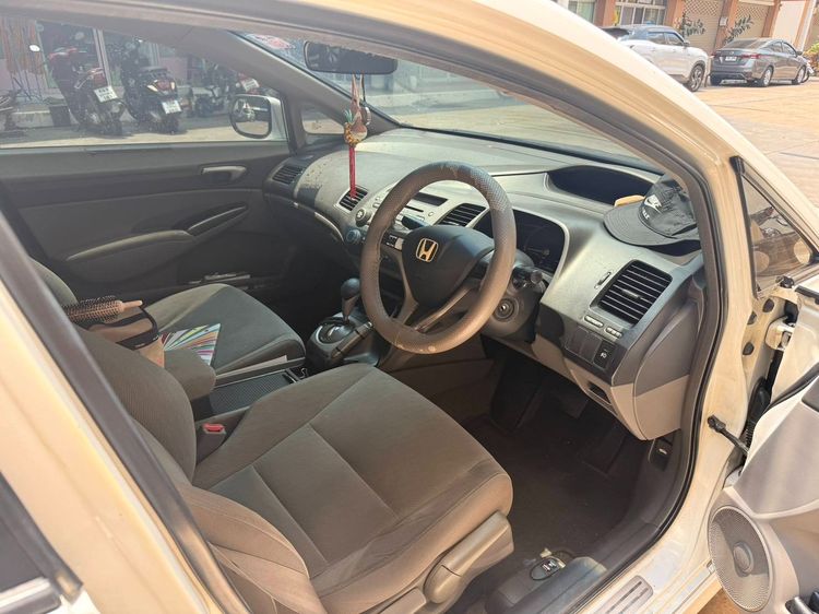 Honda Civic 2011 1.8 E i-VTEC Sedan เบนซิน ไม่ติดแก๊ส เกียร์อัตโนมัติ ขาว รูปที่ 2