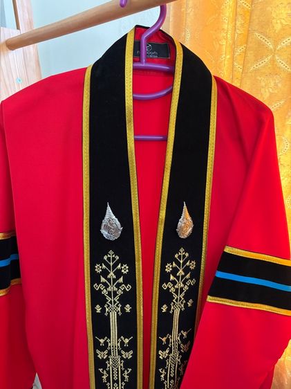 อื่นๆ ชุดครุยชาย ม.แม่ฟ้าหลวง