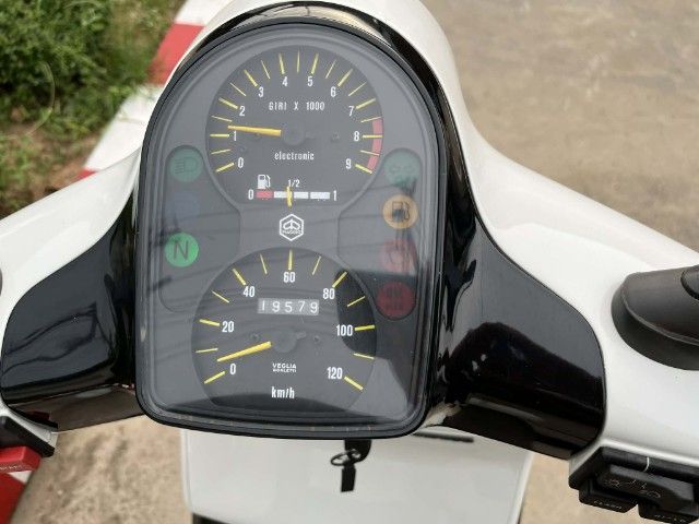 ขาย Vespa cosa รูปที่ 6