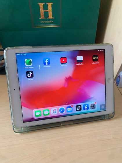 Apple 32 GB iPad Air 1 WiFi Cellular