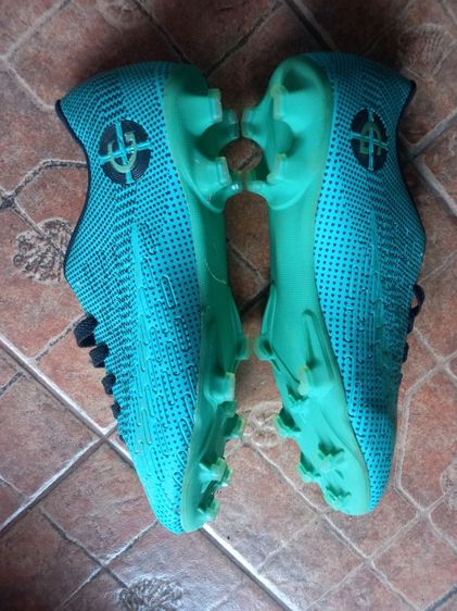 รองเท้าใหม่ รูปที่ 4