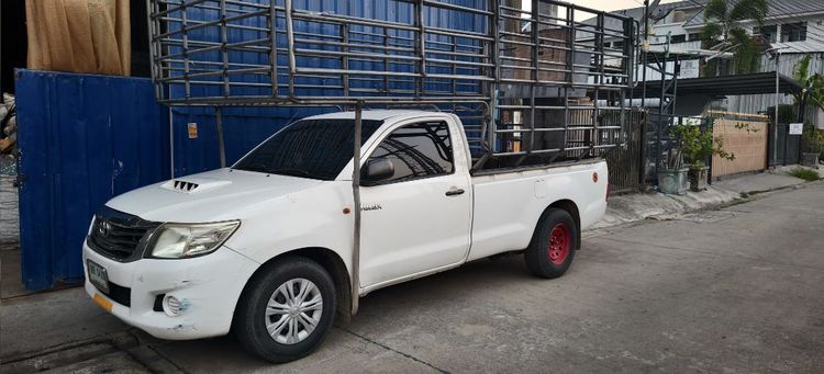 รถ Toyota Hilux Vigo Champ 2.5 J Single Cab สี ขาว