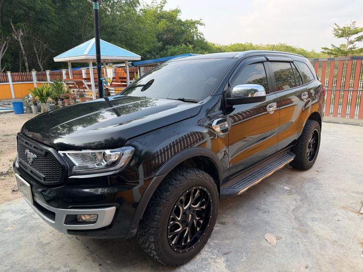 Ford Everest 2018 2.0 Titanium Plus Utility-car ดีเซล ไม่ติดแก๊ส เกียร์อัตโนมัติ ดำ รูปที่ 3