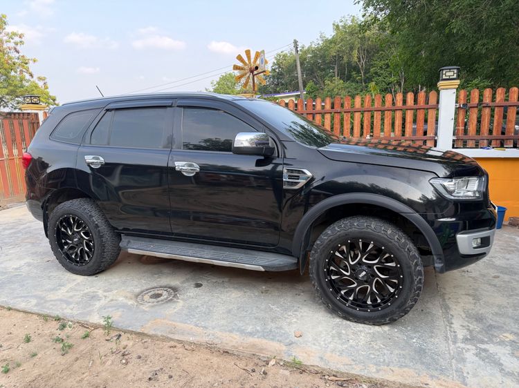 Ford Everest 2018 2.0 Titanium Plus Utility-car ดีเซล ไม่ติดแก๊ส เกียร์อัตโนมัติ ดำ รูปที่ 2