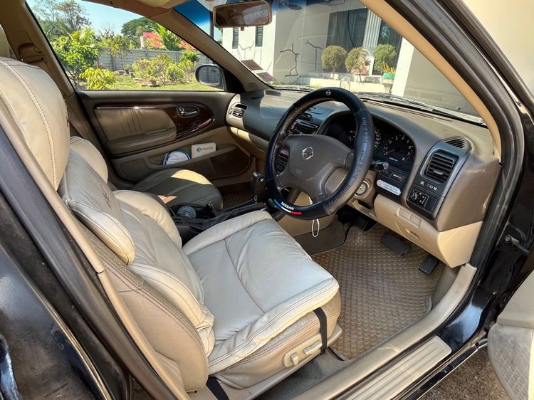 Nissan Cefiro 2003 2.0 VQ20 Sedan เบนซิน ไม่ติดแก๊ส เกียร์อัตโนมัติ ดำ รูปที่ 3