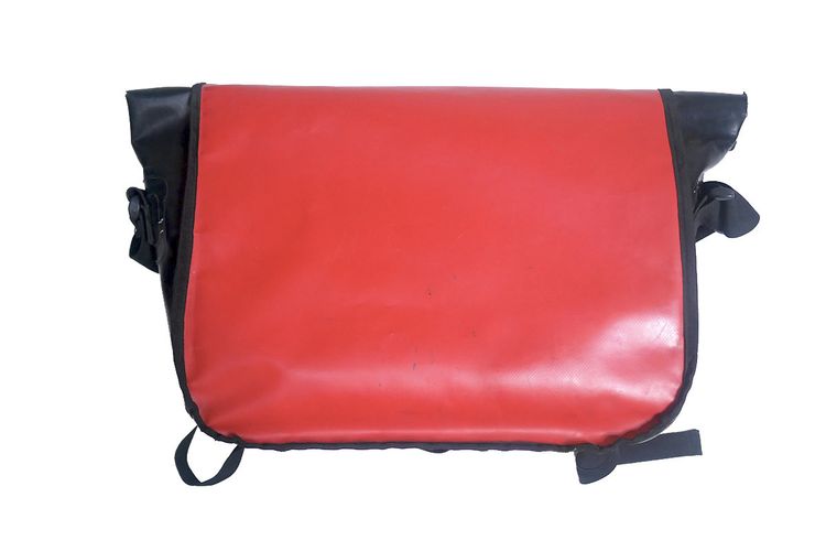 กระเป๋า messenger ไปรษณีย์ไทย สีแดง ผ้าไวนิลหนา ใบใหญ่ รูปที่ 2