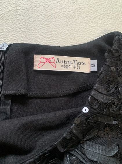 ชุดเดรสสีดำแต่งลูกไม้ รูปที่ 5