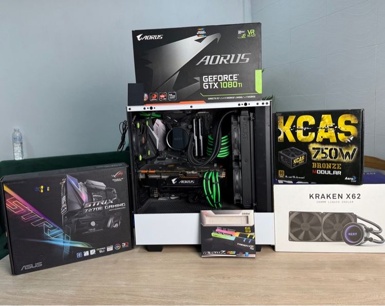 คอมยกชุด