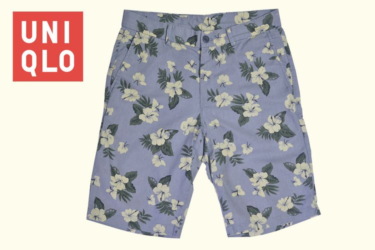 กางเกงขาสั้น Uniqlo พื้นสีออกเทา ลายดอก (M 34)