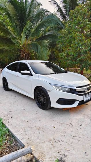 Honda Civic 2017 1.8 E i-VTEC Sedan เบนซิน ไม่ติดแก๊ส เกียร์อัตโนมัติ ขาว รูปที่ 2