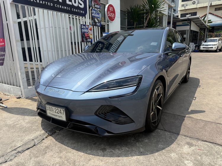 BYD Seal 2024 Performance AWD Sedan ไฟฟ้า เทา