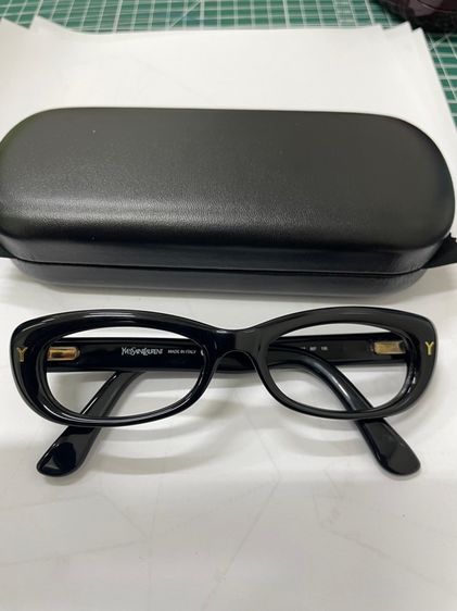 กรอบแว่น YVES SAINT LAURENT