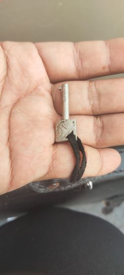 กระเป๋านักเรียน Jacob มีกุญแจ รูปที่ 7