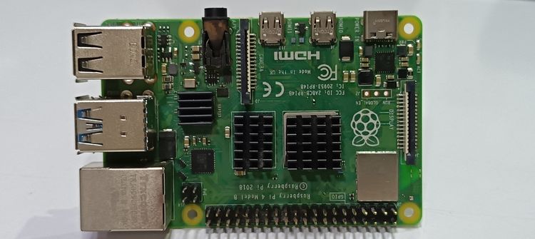 rapberry pi 4 model b รูปที่ 9