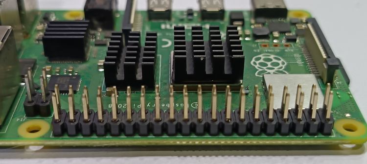 rapberry pi 4 model b รูปที่ 4
