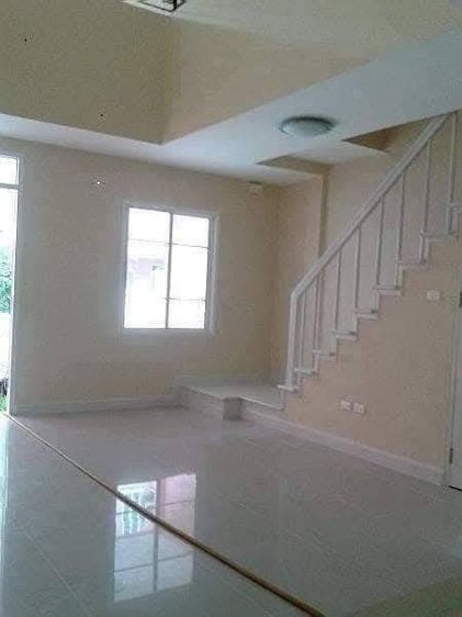 ไม่มี 2011 ขายหรือให้เช่าโฮมออฟฟิศ 3 ชั้นหมู่บ้านติดถนนใหญ่ สายไหม  ทำเลดี เดินทางสดวกสบาย รูปที่ 2