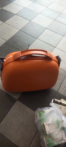 กระเป๋าสะพายสีส้ม รูปที่ 2