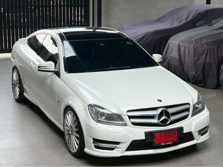 Mercedes-Benz C-Class 2012 C180 AMG Sedan เบนซิน ไม่ติดแก๊ส เกียร์อัตโนมัติ ขาว รูปที่ 2