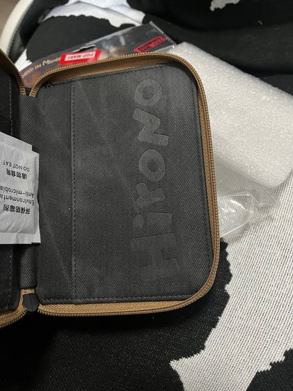 กระเป๋าใส่พาสปอร์ต Hirono จาก Popmart แท้ๆใหม่ รูปที่ 3