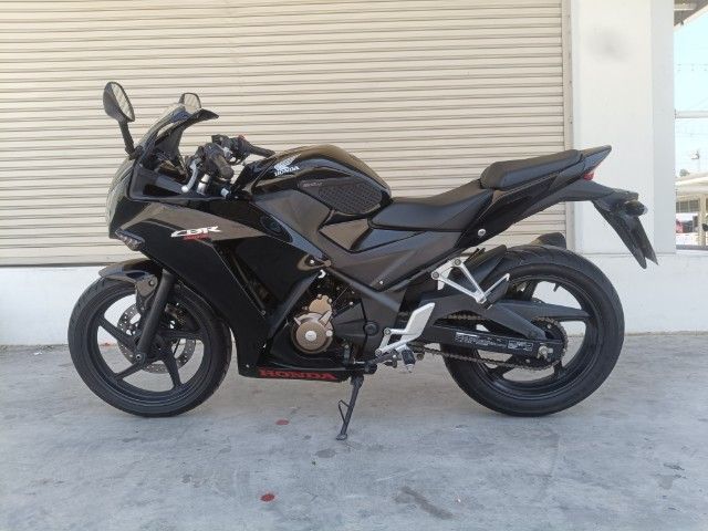 CBR300R 2017 รถบ้าน รูปที่ 2