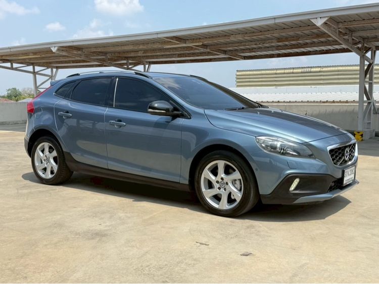 Volvo V40 2014 2.0 Cross Country T5 Sedan เบนซิน ไม่ติดแก๊ส เกียร์อัตโนมัติ น้ำเงิน รูปที่ 3