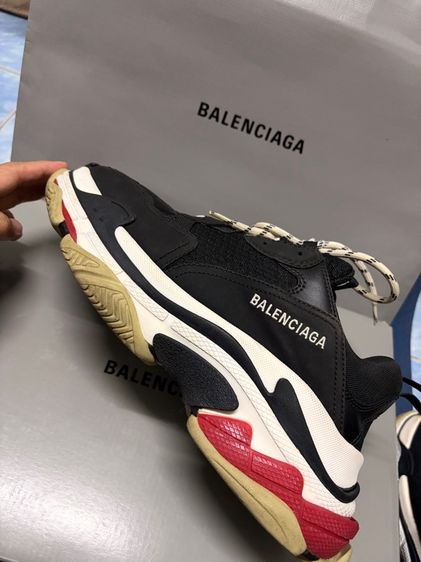 รองเท้า Balenciaga triple s รูปที่ 9