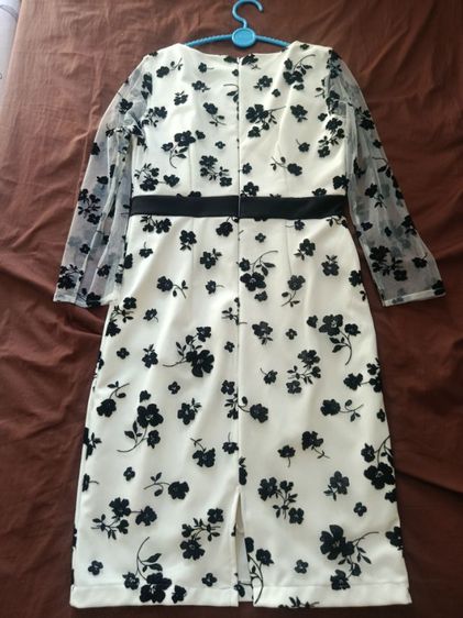 เดรสผู้หญิง