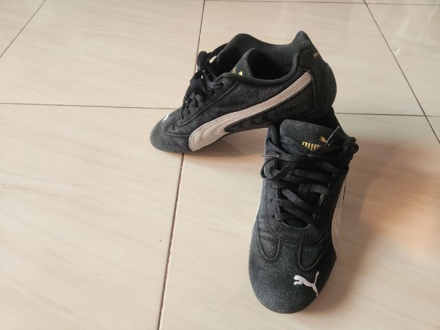 รองเท้า