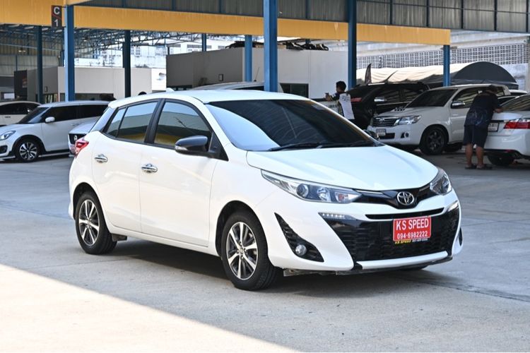 Toyota Yaris 2019 1.2 G Sedan เบนซิน ไม่ติดแก๊ส เกียร์อัตโนมัติ ขาว รูปที่ 3