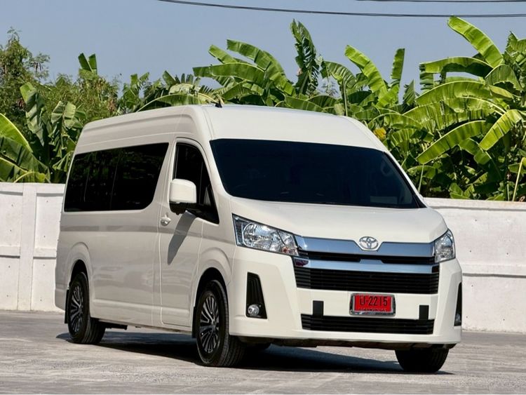 Toyota Commuter 2025 2.8 Van ดีเซล ไม่ติดแก๊ส เกียร์อัตโนมัติ ขาว รูปที่ 3
