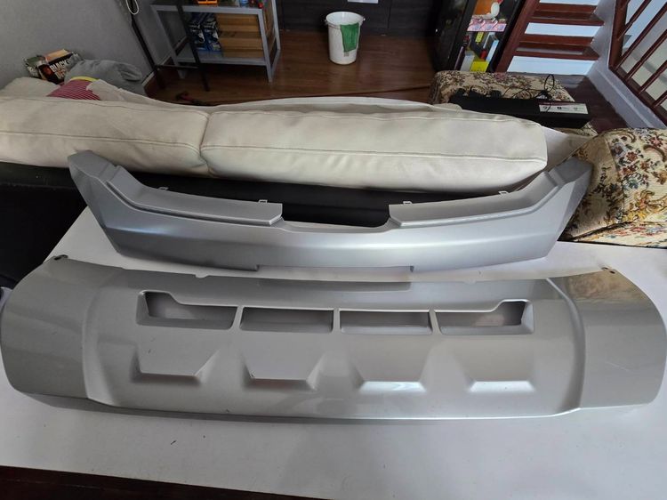 กันชนหน้ารถยนต์กระบะ มิสซูบิชิ ปี 2016  ของแท้ ติดมากับรถ