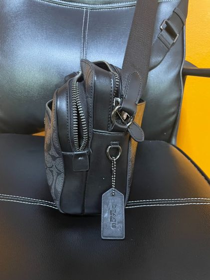 ขายกระเป๋าครอสบอดี้ Coach รุ่น 91485 (West Camera Bag In Signature Canvas) แคนวาสลาย Signature และหนังแท้ราคา4,000บาท รูปที่ 3