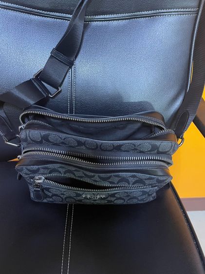 ขายกระเป๋าครอสบอดี้ Coach รุ่น 91485 (West Camera Bag In Signature Canvas) แคนวาสลาย Signature และหนังแท้ราคา4,000บาท รูปที่ 5