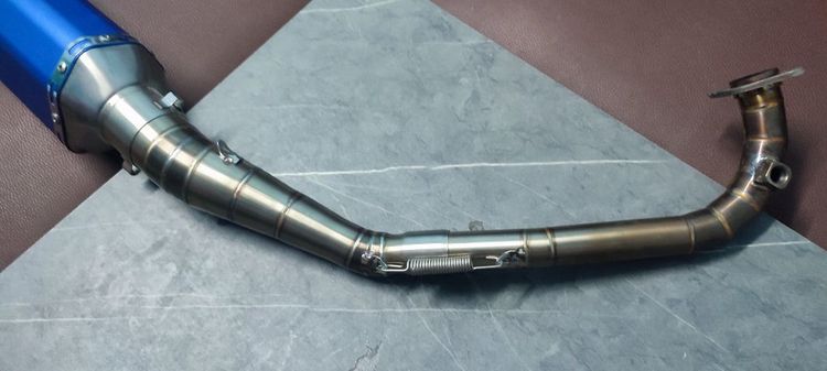ท่อAKRAPOVIC PCX160 แถมคออีกชุด สภาพ98เปอร์เซ็น ซื้อมาลองใส่รอท่ออีกใบ ใส่แค่สองวัน ไม่มีชำรุด(พร้อมจุกลดเสียง) รูปที่ 6