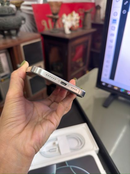 phone 16 promax 256 gb แบท 100 เปอร์เซ็นต์ 24 รอบชาร์จประกันถึง กันยา 26 ครบกล่อง สวยสุดๆไม่มีตำหนิค่ะ  รูปที่ 7