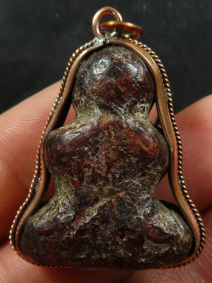 พระปิดตาเก่า รูปที่ 2