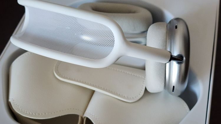 AirPods Max Lightning สี Silver พร้อมกล่อง  รูปที่ 9