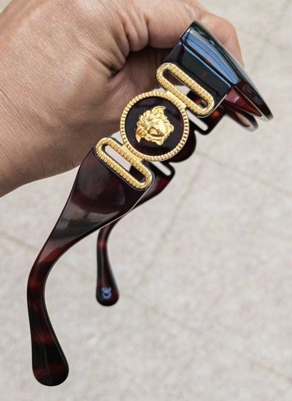 แว่นกันแดด​ Vintage​ Gianni Versace​ สวยมาก​ ราคาแบ่งปันครับ รูปที่ 5