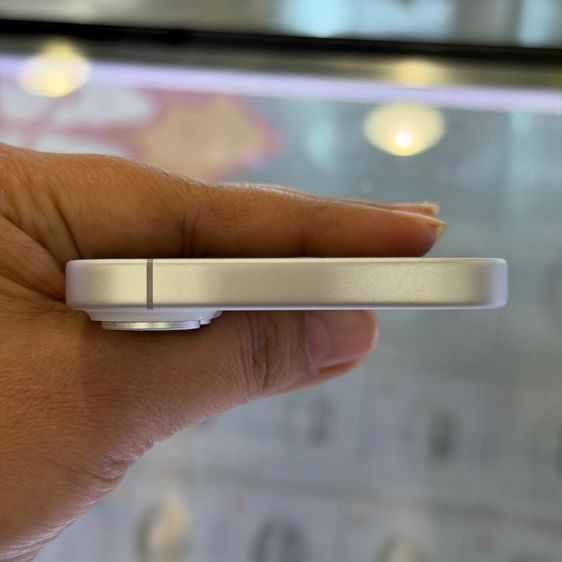 iPhone17 256GB สีขาว เครื่องศูนย์ สภาพสวยมากๆ ประกันศูนย์ยาวๆ ครบยกกล่อง🔥🔥 รูปที่ 7